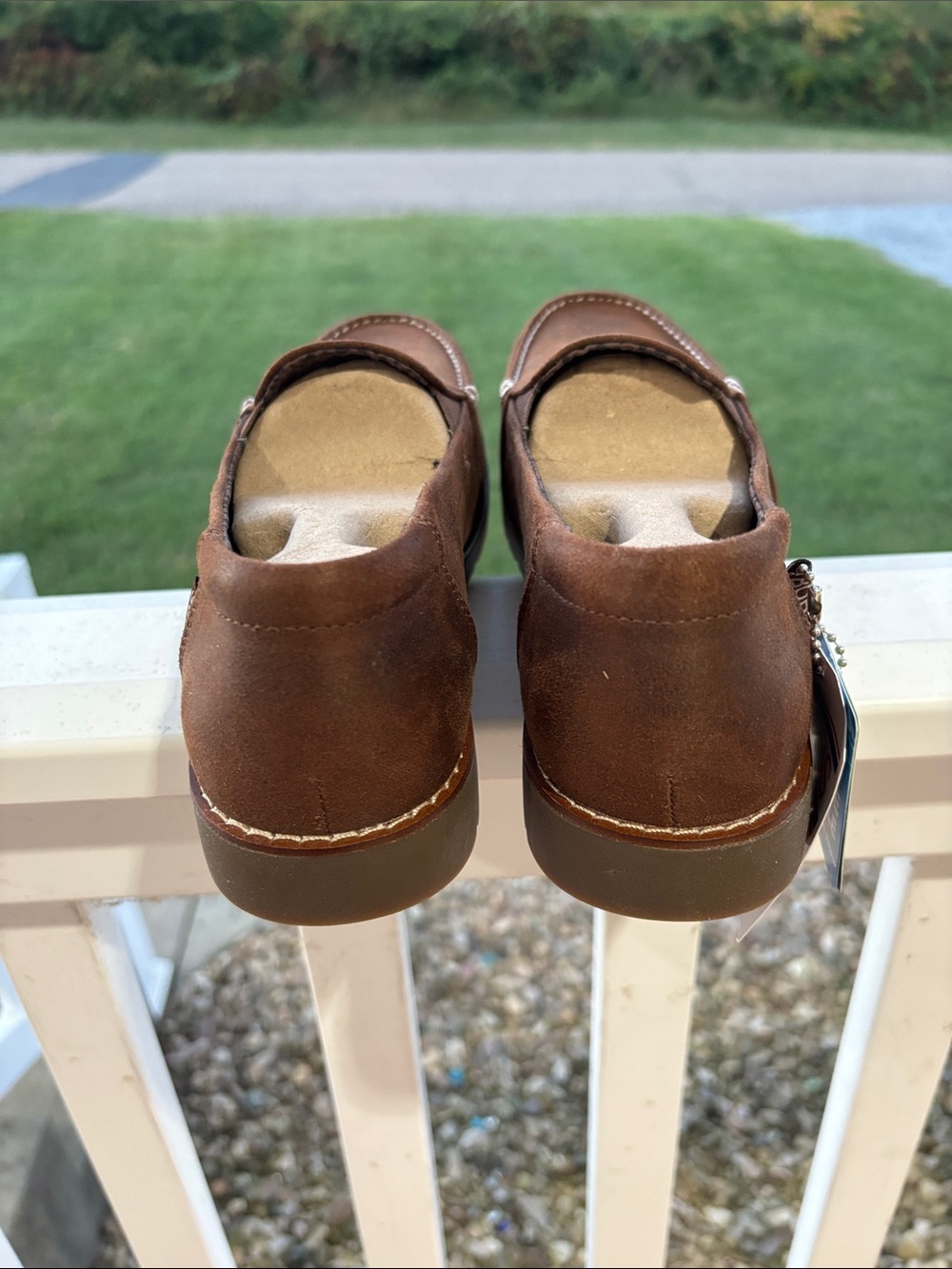 Skechers Women’s Brown Suede Slip-On Loafers NWT size 9 - Picture 4 of 11